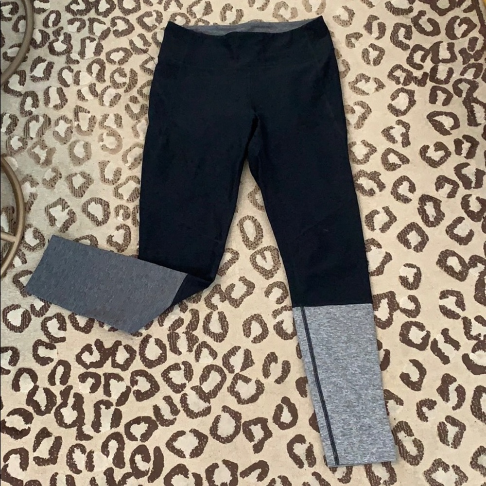 Outdoor voices two toned leggings
